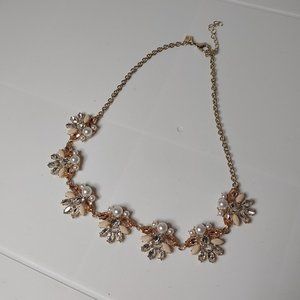 Metal, Faux Pearl, Glass, And Plastic Pretty Necklace 18.5 To 20.5 Inches